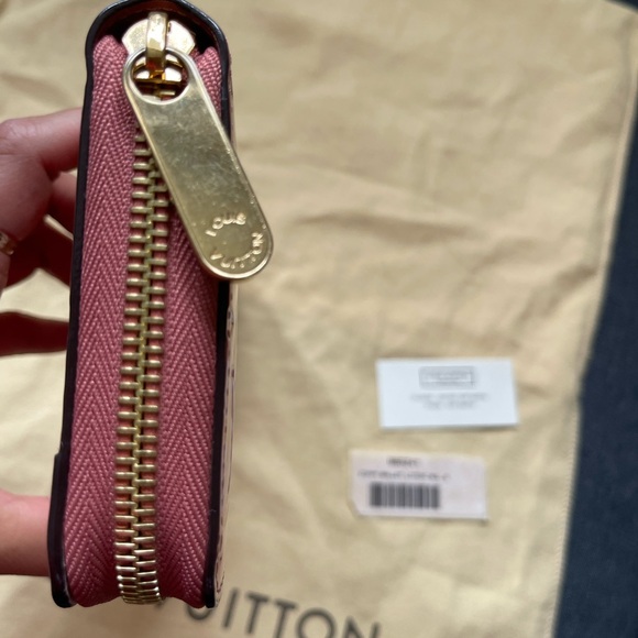 Limited edition Louis Vuitton long wallet - Picture 4 of 6